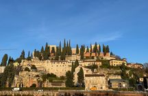 Verona Small Group Walking Tour with Cable Car and Arena Tickets 