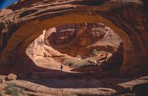 Arches Full Day Small Group Tour 