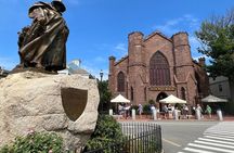Boston Day Tour by Ferry: Salem Witch Trials Past to Present