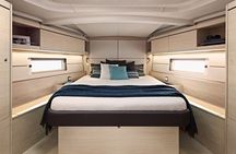 Sailing Charter around Vancouver Harbour Private Tour