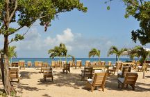 Montego Bay: Bamboo Beach Club with Lunch and Cocktails 