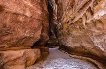 Petra, Wadi Rum & Aqaba: 2-Day Tour from Jerusalem