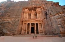 Petra 1-Day Tour from Eilat + FREE Traditional Lunch