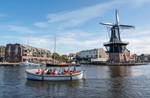 Private Canal Tour Haarlem, your private boat with a captain