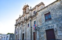 Private Walking Tour in Santo Domingo Colonial Heritage