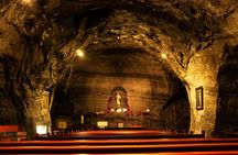 Private Tour Cathedral Sal Zipaquira and Laguna Guatavita 