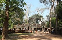 Angkor Wat Sunrise off the Beaten Track by Tuktuk