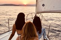 Barcelona Sensational Sunset Tour with Open Bar and Snacks