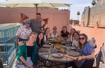Cooking class with a Moroccan family