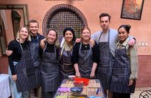 Cooking class with a Moroccan family
