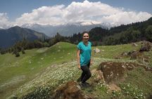 Guided Lama Dugh Hike in Manali