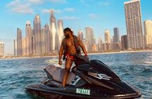 Jet ski in the heart of Jumeirah Beach