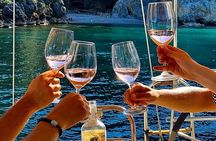 Aperitif on a boat at sunset in Palinuro