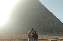 Private Half Day Tour to Giza Pyramids & Sphinx with Camel Ride