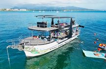 Private Yacht Charter ChicaFUN 2 Waterslides All Inclusive