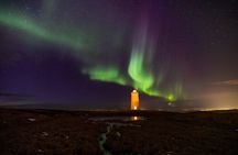 Private Northern Lights Tour with Icelandic Treats and Liquor