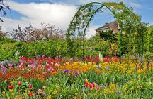 Giverny Monet’s House and Gardens Half Day Tour from Paris