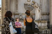 Private Recoleta + Retiro Tour - Includes visit to unique Recoleta Cemetery