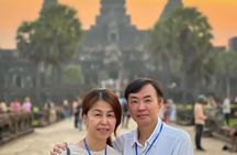Private Tour of Angkor Wat and Floating Village