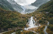 Olden 4 Hour Briksdal Glacier Tour in Briksdalsbreen