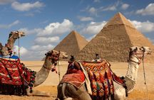 Day Tour To Giza Pyramids & Egyptian Museum & Khan El Khalili Bazaar