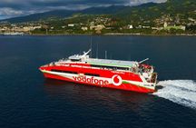 Discovering Moorea from Tahiti in 4x4 with the Ferry Terevau