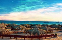 Private Guided Giftun Islands Boat Tour with Lunch From Hurghada