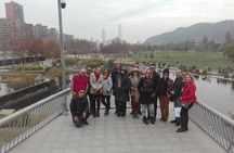 Santiago a tus Pies: City Tour a Unforgettable Pie