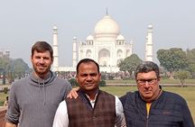 Taj Mahal Day Trip by Car From Delhi