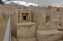 Private Prehistoric Temples and Blue Grotto Tour in Malta