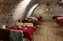 Wine tasting in the dark with Sommelier