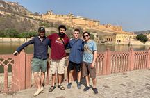 Jaipur All-Inclusive City Tour by Car with Guide, Tickets & Lunch
