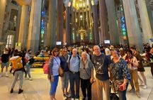 Semi-Private Barcelona Tour Gothic, Sagrada Familia & Park Guell 