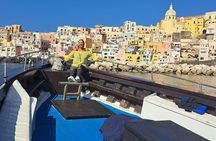 Boat tour with lunch on board to discover Procida