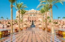 Abu Dhabi : Private Walking Tour with A guide (Private Tour)