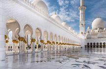 Abu Dhabi : Private Walking Tour with A guide (Private Tour)