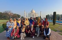 Private Full-Day Agra Taj Mahal Tour by Car with a Tour Guide