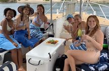Gold Coast Island Private Cruise with Platter and Prosecco 