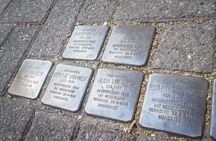 Anne Frank's Story - Guided Walking Tour through Amsterdam