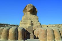 Full-Day Tour in Giza Pyramids and Sphinx (Small group)
