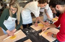  1 Hour Pasta making class in Rome