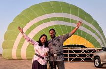 Dubai: Sunrise Hot Air Balloon Tour including Pick n Drop