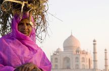 From Delhi : Sunrise Taj Mahal And Agra Fort tour by Car