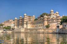 Full Day Udaipur Sightseeing and Heritage Walk with Guide