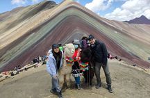 Discover the Rainbow Mountain on horseback + meals - Private