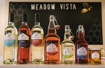 Kelowna E-Bike Bee Tour, Tastings, Organic Lunch & Audio Guide