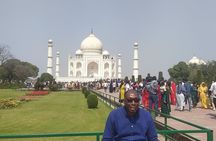 Same Day Taj Mahal and Agra Fort tour from New Delhi 