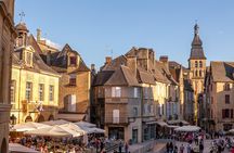Sarlat Gourmet Tour and Market Visit