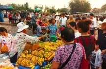 Siem Reap Street Foods Tour by Tuk Tuk with Personal Guide