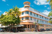 Miami Beach Art Deco & History Walk Tour with Design Enthusiast